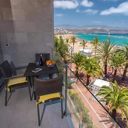 On Canteras With Ocean Views Feriehus